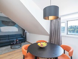 Apartments Villa Royale - One Bedroom Apartment With Sea View