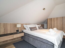 Apartments Villa Royale - One Bedroom Apartment With Sea View