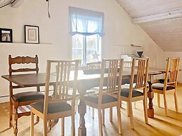 10 Person Holiday Home in Hedesunda