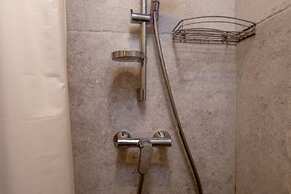 Villa Lola - Four Bedroom Villa With Sea View