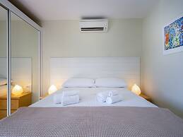 Villa Lola - Four Bedroom Villa With Sea View