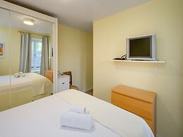 Villa Lola - Four Bedroom Villa With Sea View