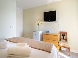 Villa Lola - Four Bedroom Villa With Sea View