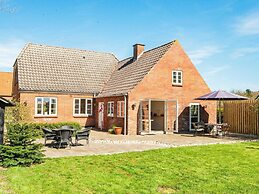 7 Person Holiday Home in Ulfborg