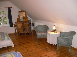 - Exclusively Restored Gulfhof