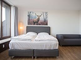 Apartment With Balcony Near Forest