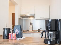 Apartment With Balcony Near Forest