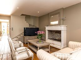 Villa Petit Sergent With Pool, Cinema