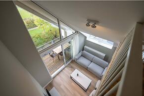 Stylish Marina Loft W/balcony