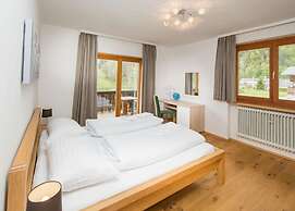 Holiday Home Landhaus Prielau