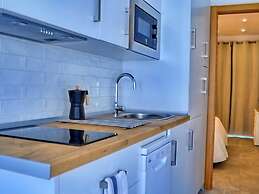 Inviting Apartment With Balcony