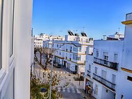 Inviting Apartment With Balcony