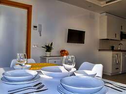 Inviting Apartment With Balcony