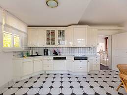 1 Villa Blanck Comfortable Holiday Residence