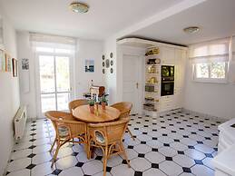 1 Villa Blanck Comfortable Holiday Residence