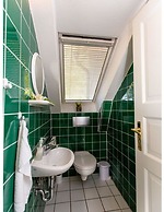 1 Villa Blanck Comfortable Holiday Residence