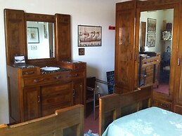 Chalet With Garden, Terrace and Barbecue