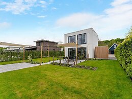 Amazing Villa in Zeewolde With Terrace