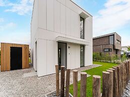 Amazing Villa in Zeewolde With Terrace