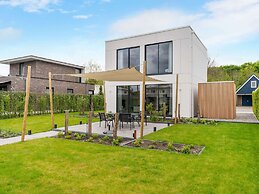 Amazing Villa in Zeewolde With Terrace