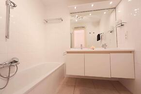Apartment With Private Balcony