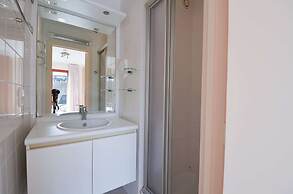 Apartment With Private Balcony