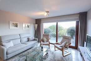 Apartment With Private Balcony