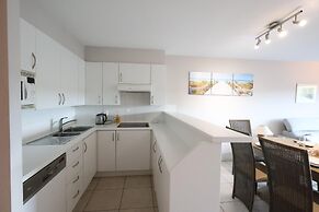 Apartment With Private Balcony