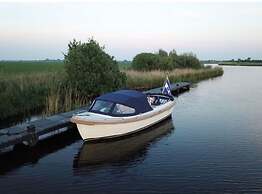 Luxury Glamping Near the Frisian Waters