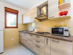 Spacious Apartment With Covered Terrace