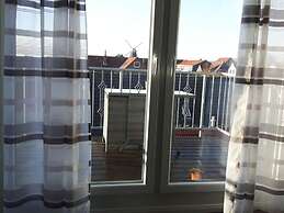 Petra Modern Retreat