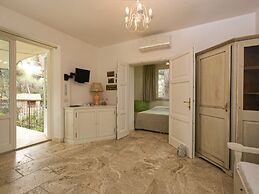 Belvilla by OYO Nice Holiday Home Near Sea