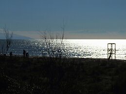 Belvilla by OYO Nice Holiday Home Near Sea