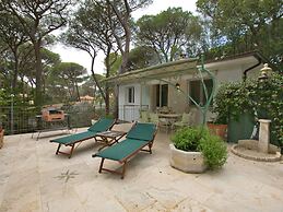Belvilla by OYO Nice Holiday Home Near Sea