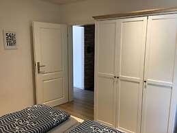 Lillehus Modern Retreat