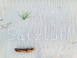 Salt air Comfortable Holiday Residence