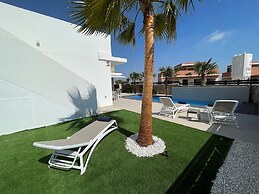 Belvilla by OYO Villa Ciudad Quesada
