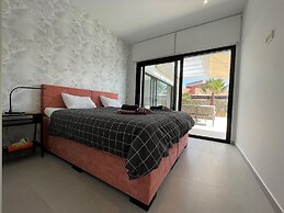 Belvilla by OYO Villa Ciudad Quesada