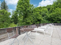 Attractive Apartment With Terrace
