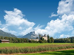 Attractive Apartment With Terrace