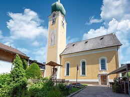 Attractive Apartment With Terrace