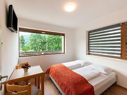 Attractive Apartment With Terrace