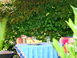 Holiday Apartment With Castle View