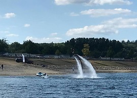 Modern Chalet With a Dishwasher in Lathum