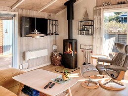 6 Person Holiday Home in Thisted