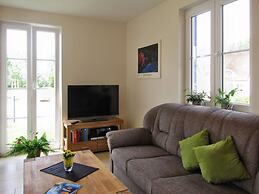 Haus Kranich Modern Retreat