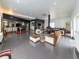 Modern Holiday Home in Verviers With Indoor Pool