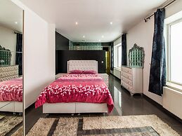 Modern Holiday Home in Verviers With Indoor Pool