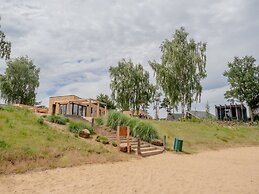 Lodge by Rhine With Stunning Water Views