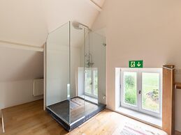 Premium Farmhouse in Nieuwmunster With Pool